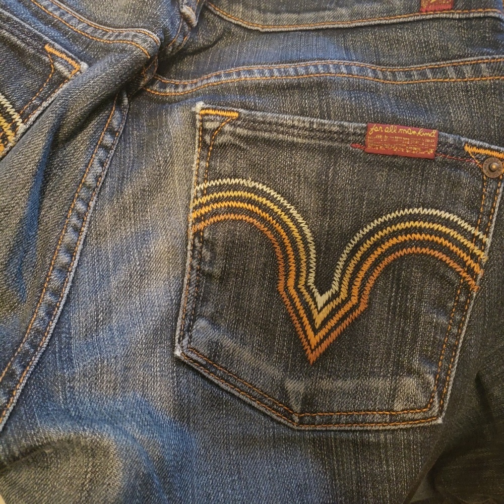 A fun & sexy pair of 7 for all mankind jeans!